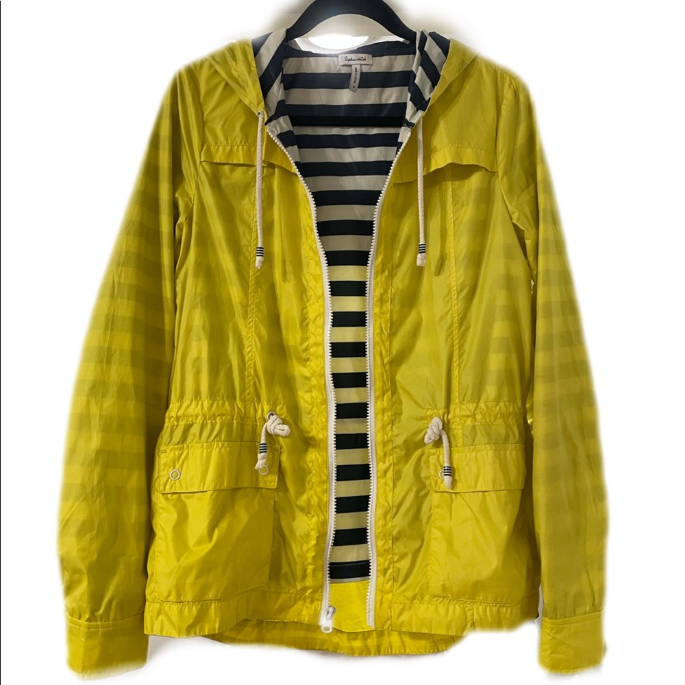 Splendid raincoat size M